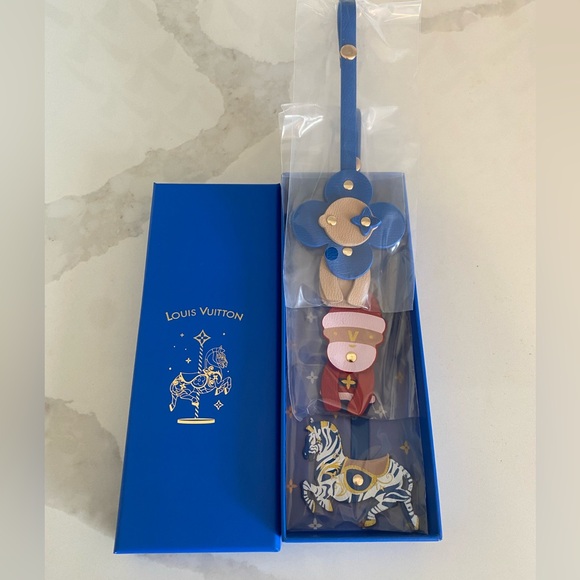 Louis Vuitton VIP Novelty Holiday 3pc Ornament/ Bag Charms GWP - Picture 15 of 15